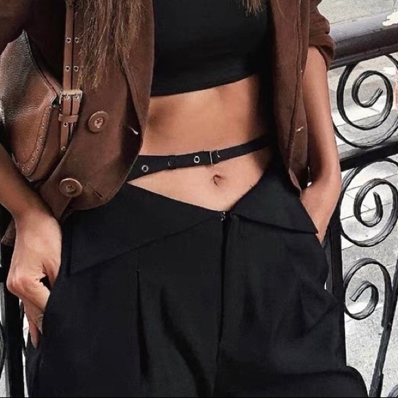 Wide legs high rise thin belt pant